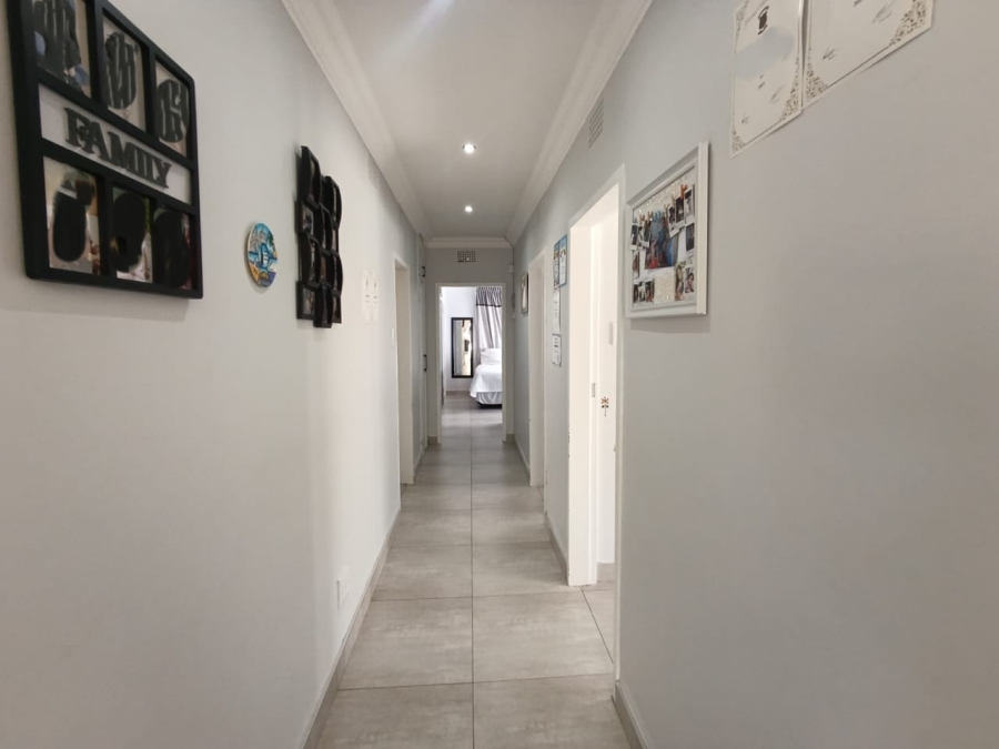 3 Bedroom Property for Sale in Raceview Gauteng