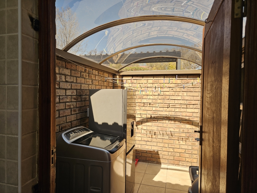 3 Bedroom Property for Sale in Noordheuwel Gauteng