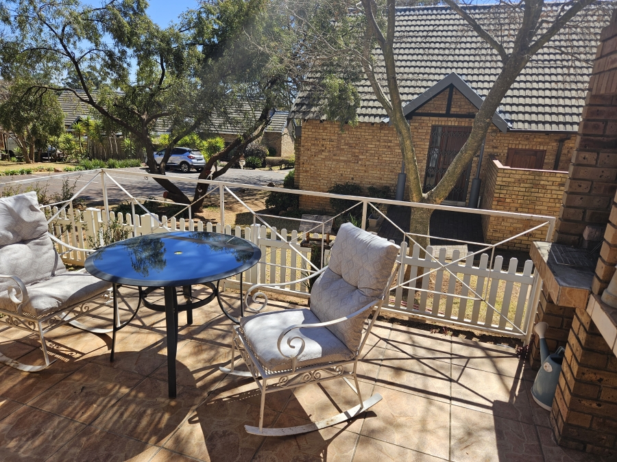 3 Bedroom Property for Sale in Noordheuwel Gauteng
