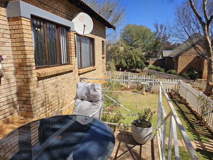3 Bedroom Property for Sale in Noordheuwel Gauteng