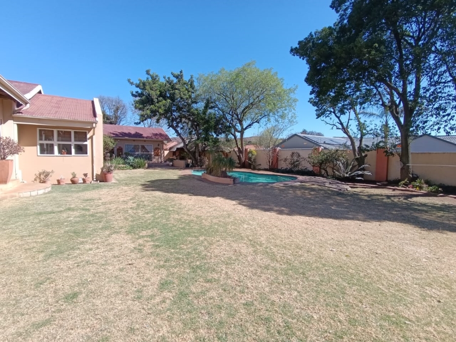 3 Bedroom Property for Sale in New Redruth Gauteng