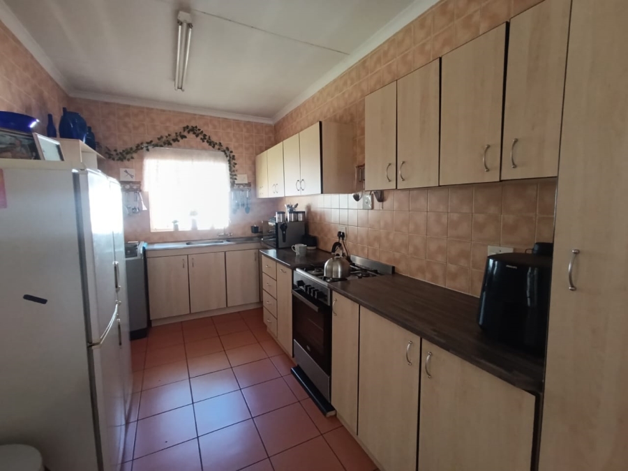 3 Bedroom Property for Sale in New Redruth Gauteng