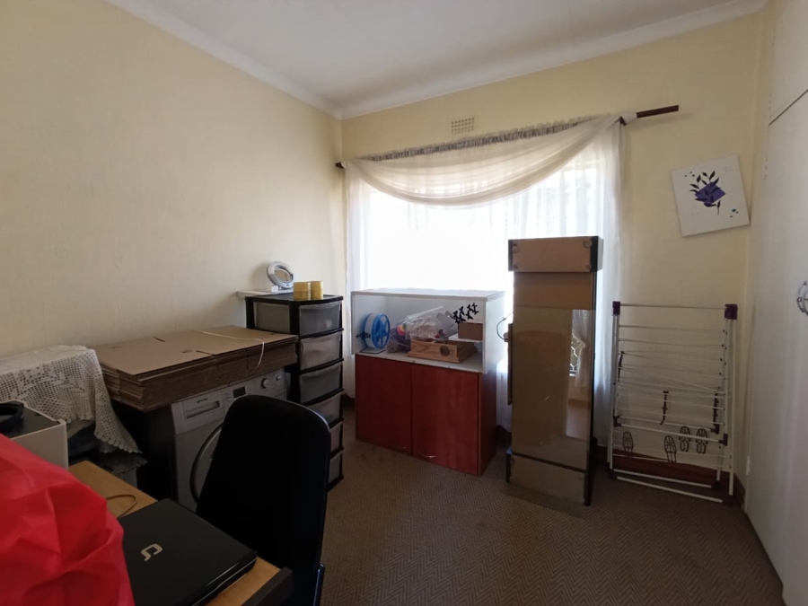 3 Bedroom Property for Sale in New Redruth Gauteng