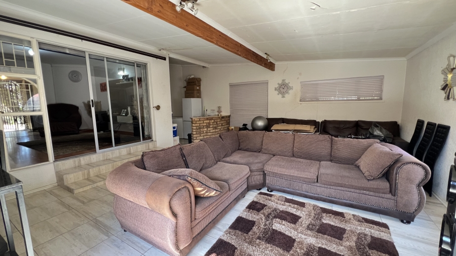 3 Bedroom Property for Sale in Greenhills Gauteng