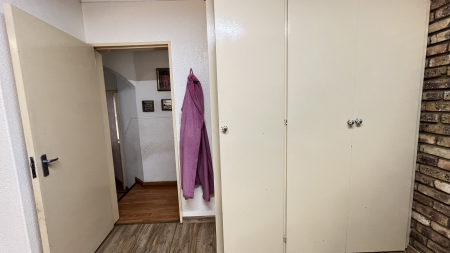 3 Bedroom Property for Sale in Greenhills Gauteng