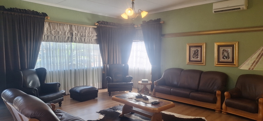 3 Bedroom Property for Sale in Kenmare Gauteng
