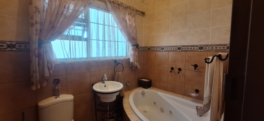 3 Bedroom Property for Sale in Kenmare Gauteng