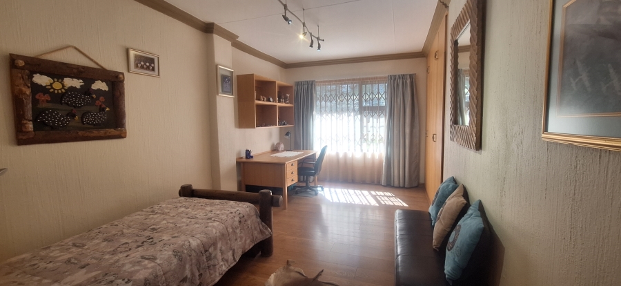 3 Bedroom Property for Sale in Kenmare Gauteng