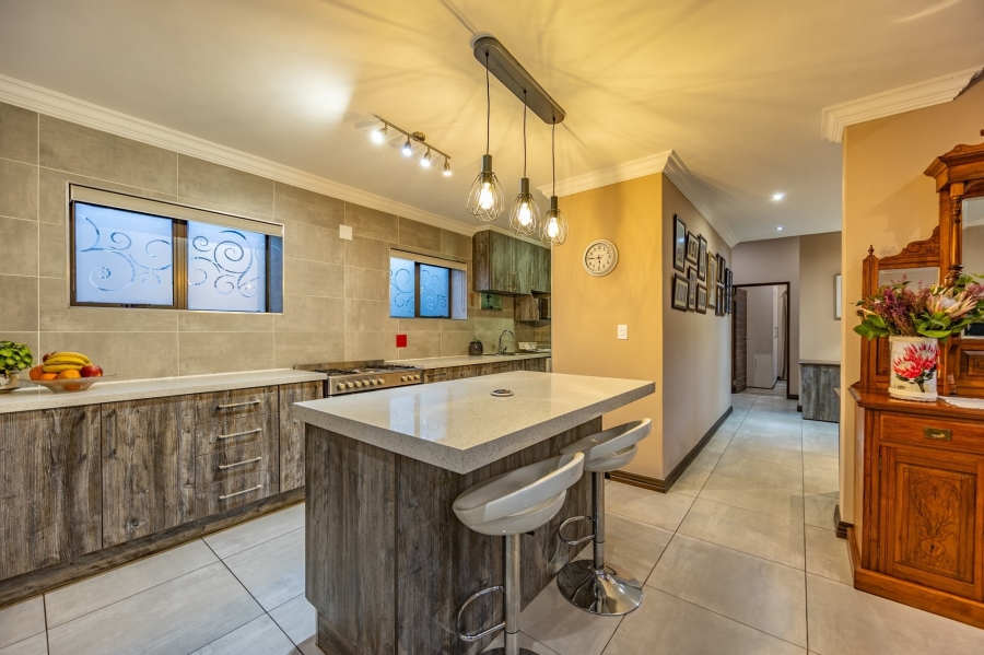 3 Bedroom Property for Sale in Midstream Estate Gauteng