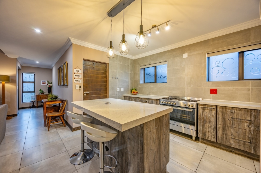 3 Bedroom Property for Sale in Midstream Estate Gauteng