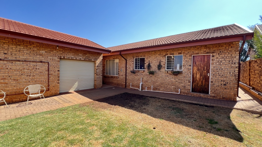 3 Bedroom Property for Sale in Greenhills Gauteng