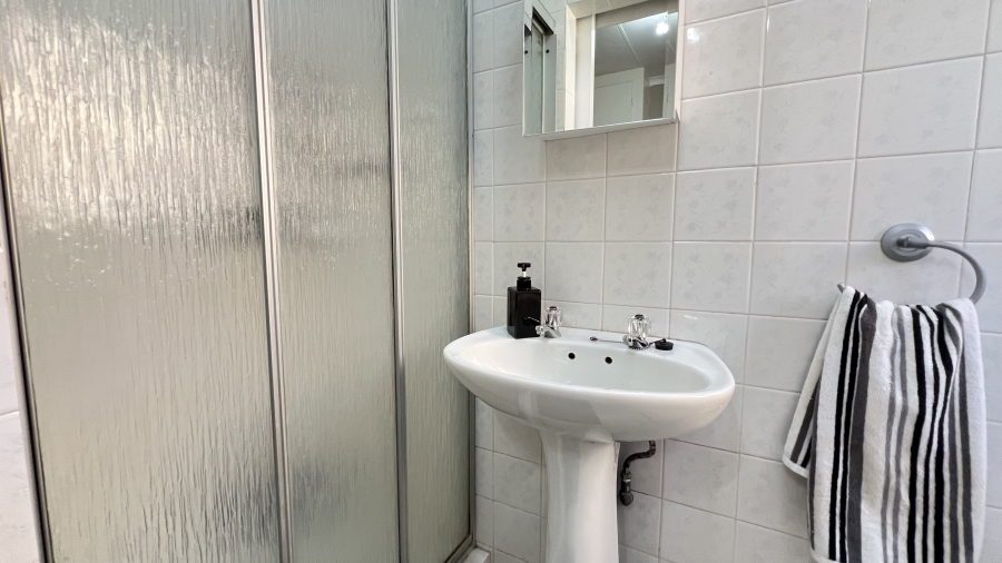 4 Bedroom Property for Sale in Greenhills Gauteng