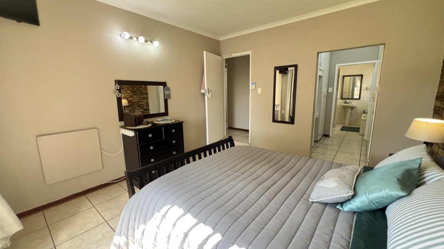 4 Bedroom Property for Sale in Greenhills Gauteng