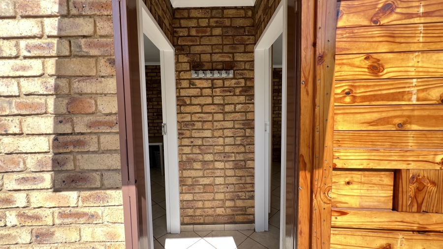 4 Bedroom Property for Sale in Greenhills Gauteng