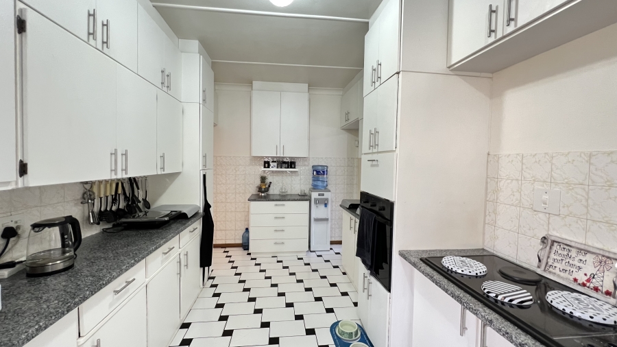 3 Bedroom Property for Sale in Greenhills Gauteng