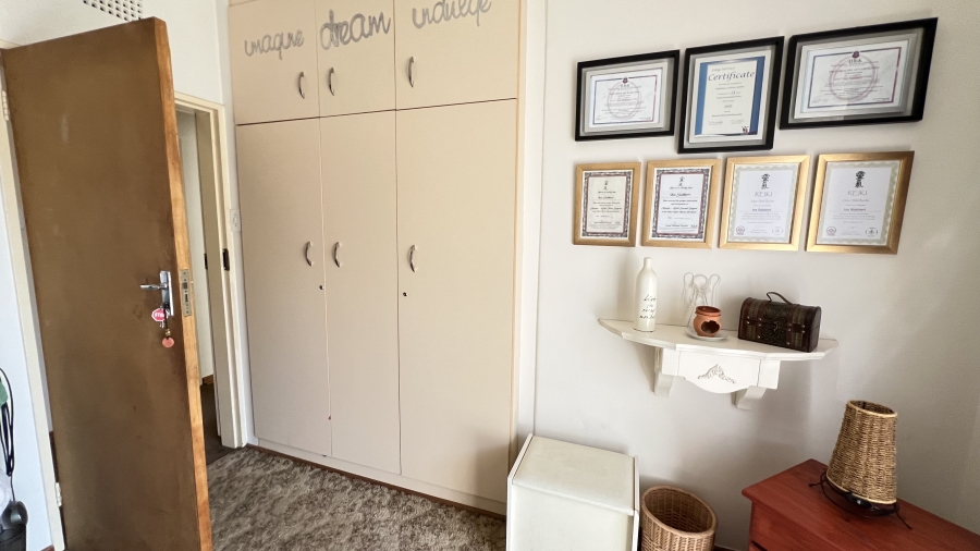 3 Bedroom Property for Sale in Greenhills Gauteng
