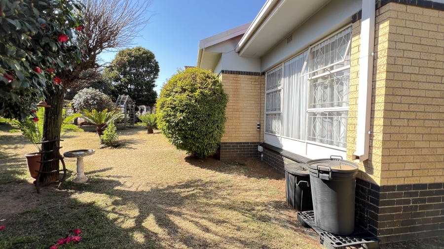 3 Bedroom Property for Sale in Greenhills Gauteng