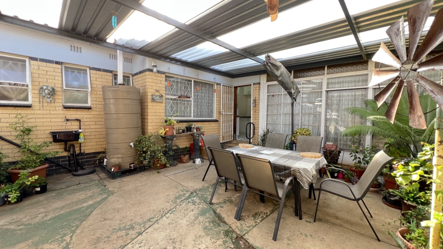 3 Bedroom Property for Sale in Greenhills Gauteng