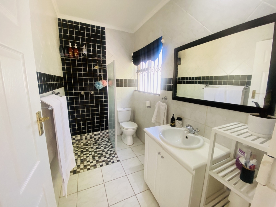 3 Bedroom Property for Sale in New Redruth Gauteng