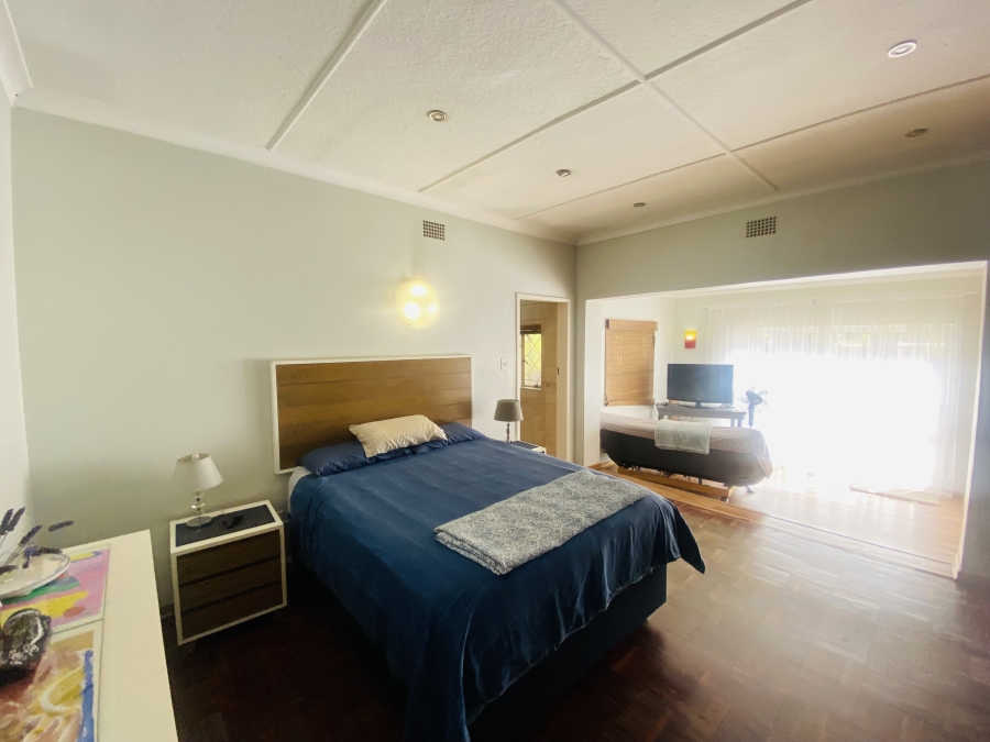 6 Bedroom Property for Sale in New Redruth Gauteng