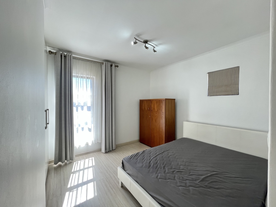 To Let 3 Bedroom Property for Rent in Barbeque Downs Gauteng