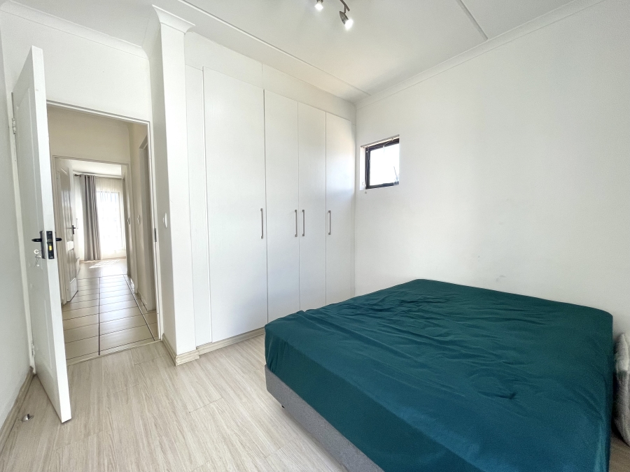 To Let 3 Bedroom Property for Rent in Barbeque Downs Gauteng