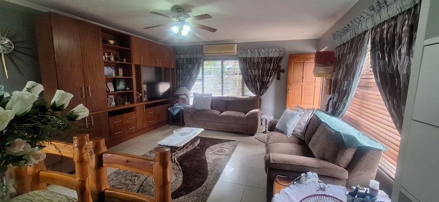 4 Bedroom Property for Sale in Kenmare Gauteng