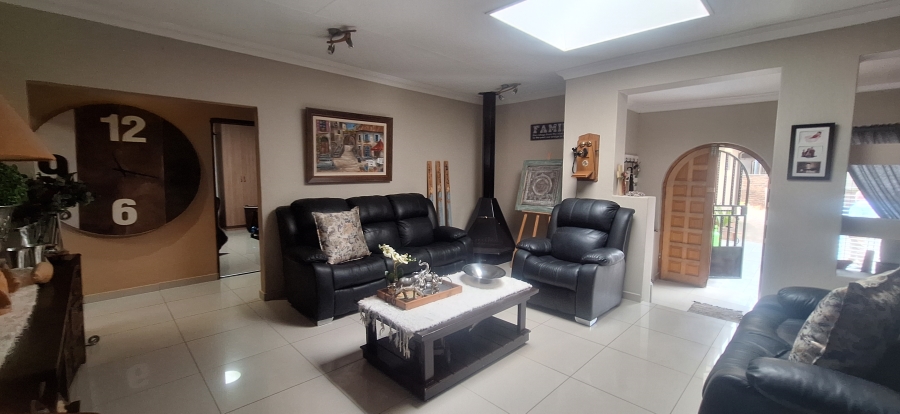 4 Bedroom Property for Sale in Kenmare Gauteng