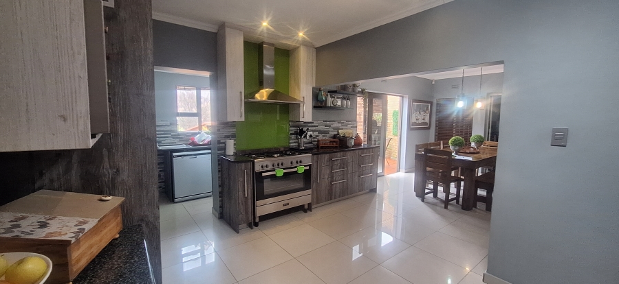 4 Bedroom Property for Sale in Kenmare Gauteng