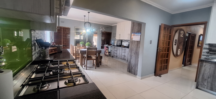 4 Bedroom Property for Sale in Kenmare Gauteng