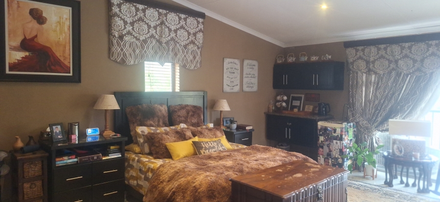 4 Bedroom Property for Sale in Kenmare Gauteng