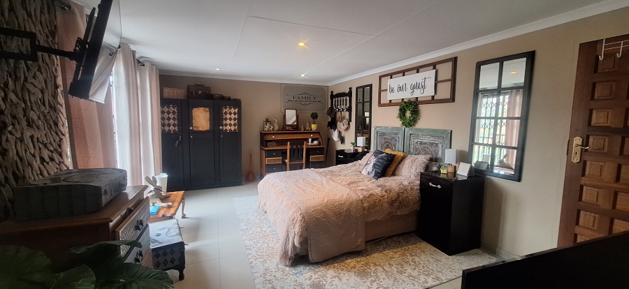 4 Bedroom Property for Sale in Kenmare Gauteng