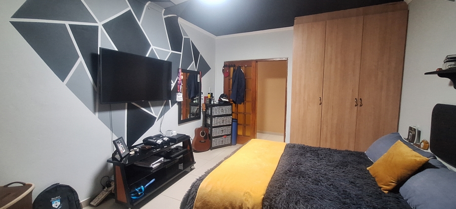 4 Bedroom Property for Sale in Kenmare Gauteng