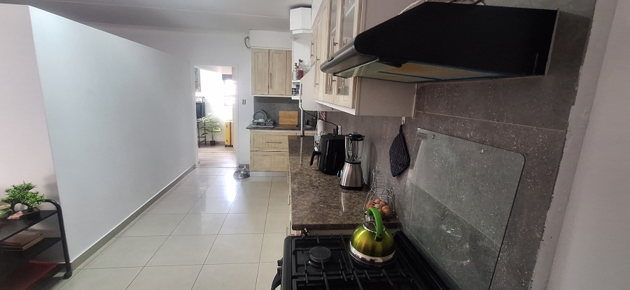 4 Bedroom Property for Sale in Kenmare Gauteng