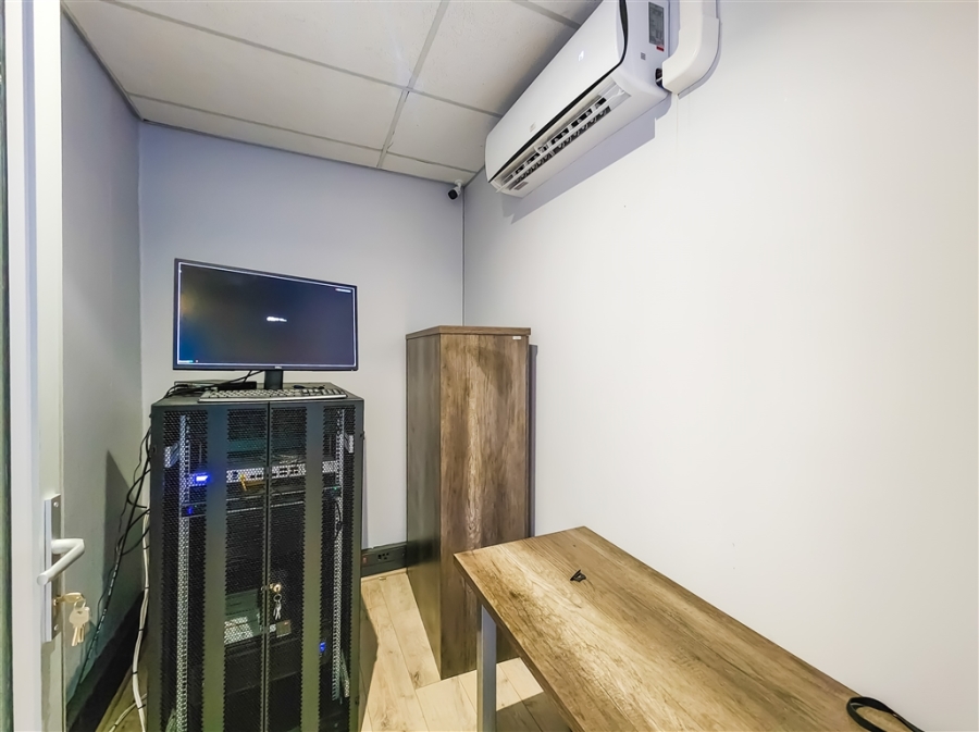 To Let commercial Property for Rent in Fourways Gauteng