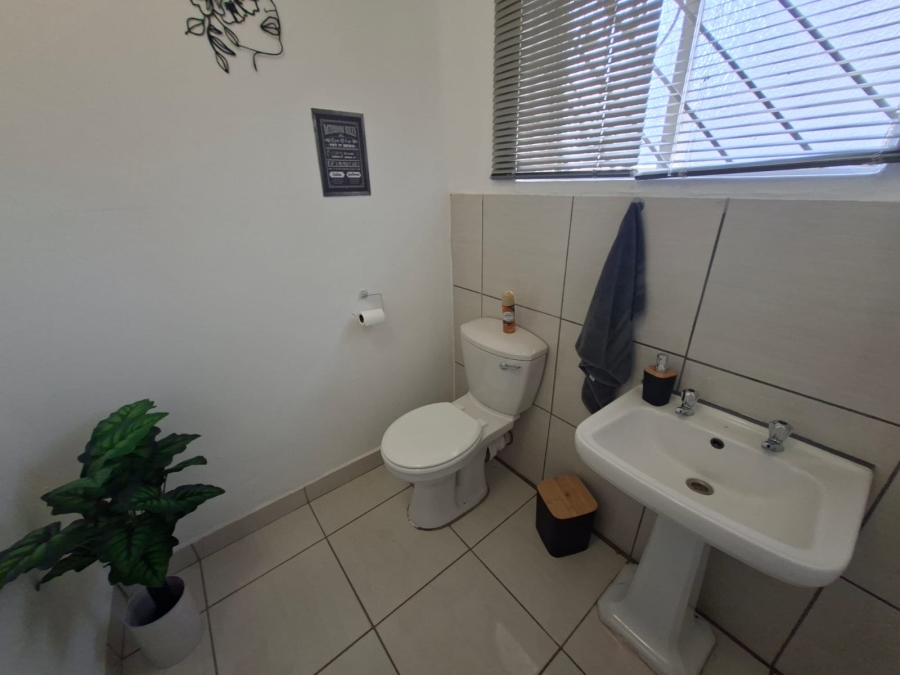 To Let commercial Property for Rent in Monument Gauteng