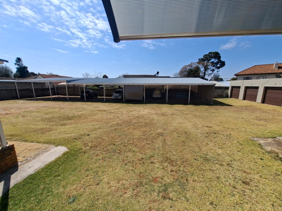 To Let commercial Property for Rent in Monument Gauteng