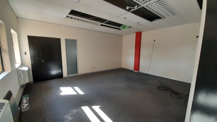 To Let commercial Property for Rent in Randjespark Gauteng