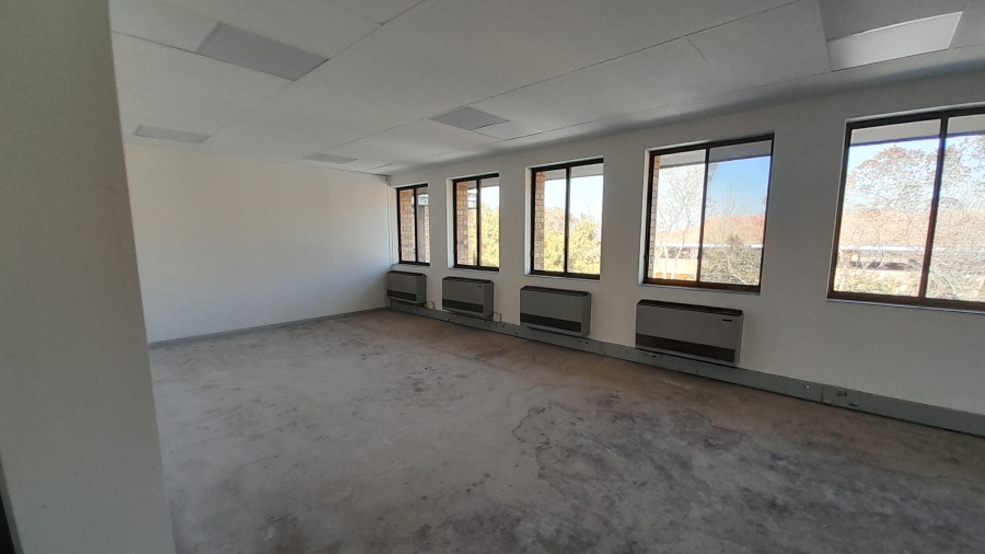 To Let commercial Property for Rent in Vorna Valley Gauteng