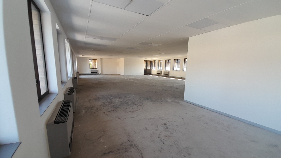 To Let commercial Property for Rent in Vorna Valley Gauteng