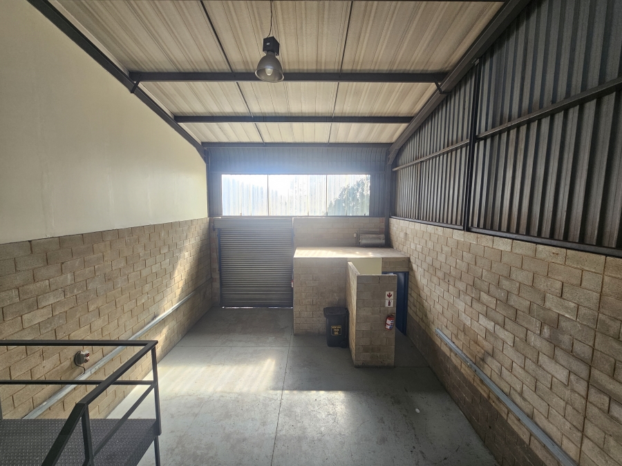 To Let commercial Property for Rent in Hennops Park Industrial Gauteng