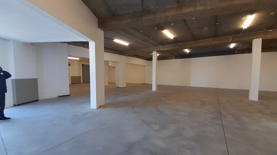 To Let commercial Property for Rent in Halfway House Gauteng