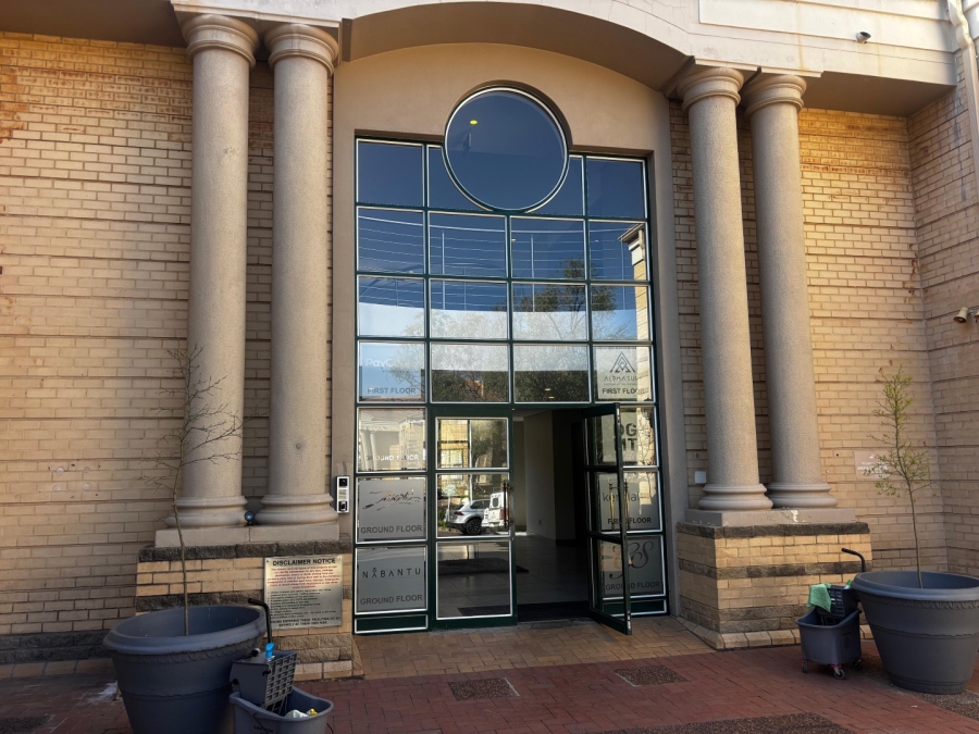 To Let commercial Property for Rent in Dunkeld West Gauteng