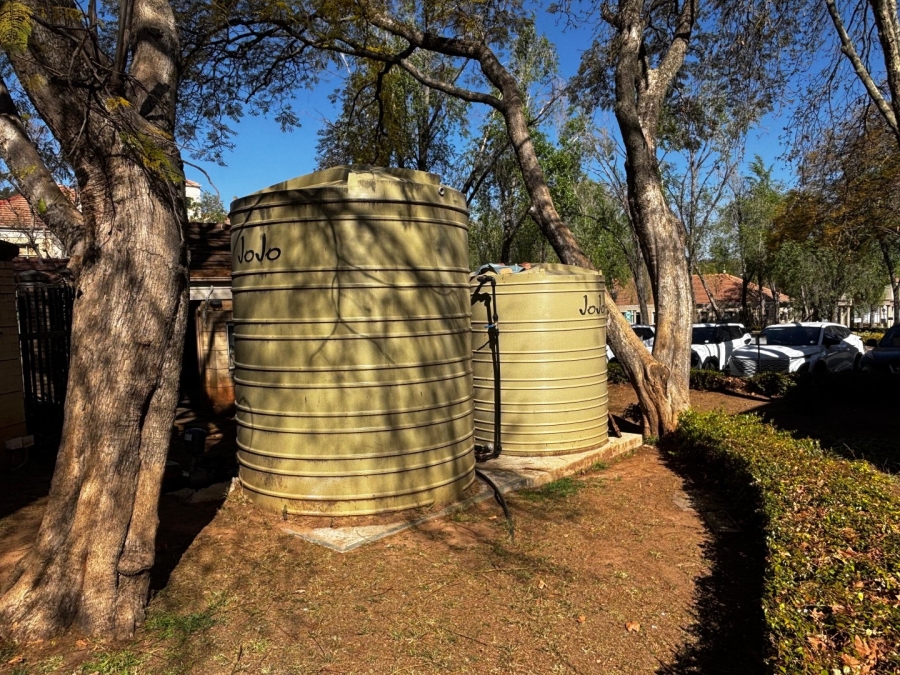 To Let commercial Property for Rent in Dunkeld West Gauteng