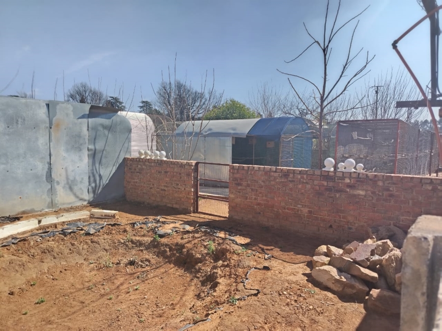 Commercial Property for Sale in Unitas Park Gauteng