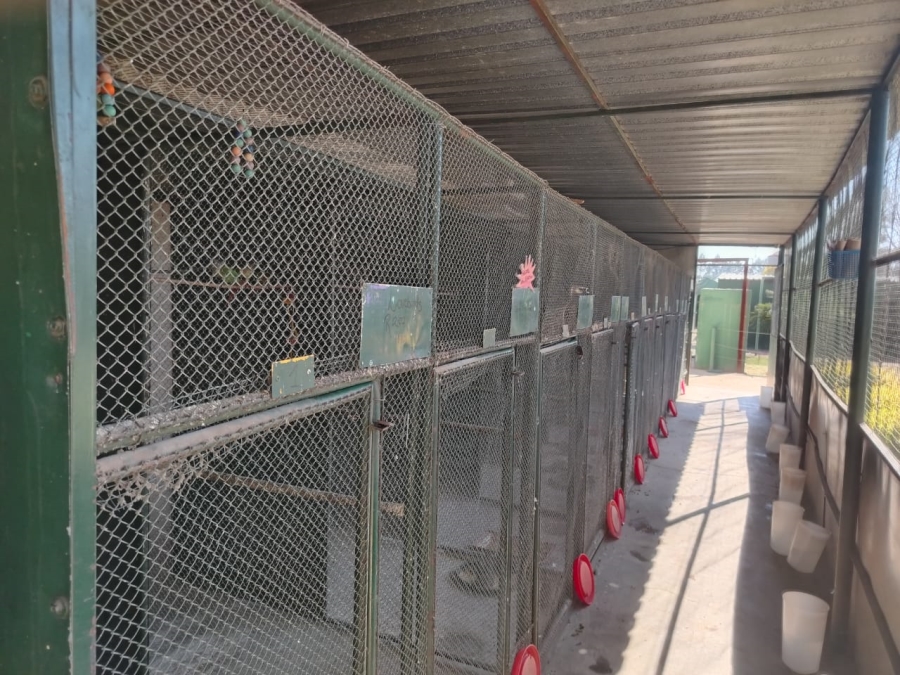 Commercial Property for Sale in Unitas Park Gauteng