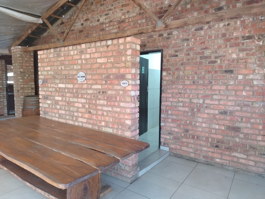 Commercial Property for Sale in Unitas Park Gauteng