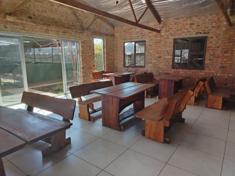 Commercial Property for Sale in Unitas Park Gauteng