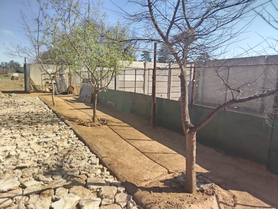 Commercial Property for Sale in Unitas Park Gauteng