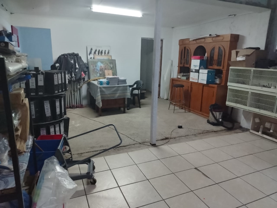 Commercial Property for Sale in Unitas Park Gauteng